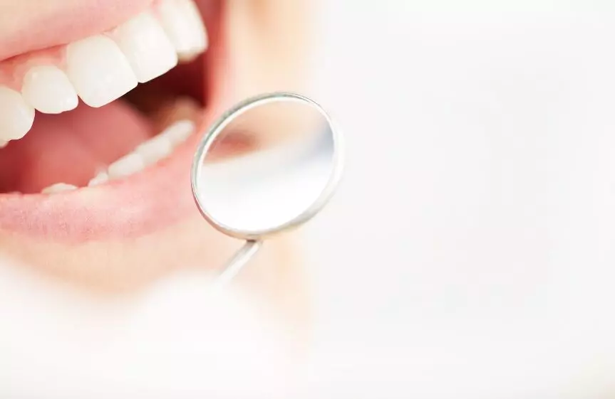 4 быстрых способа справиться с зубной болью