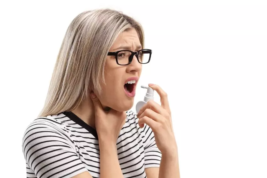 Почему при диабете возникает сладковатый запах изо рта?