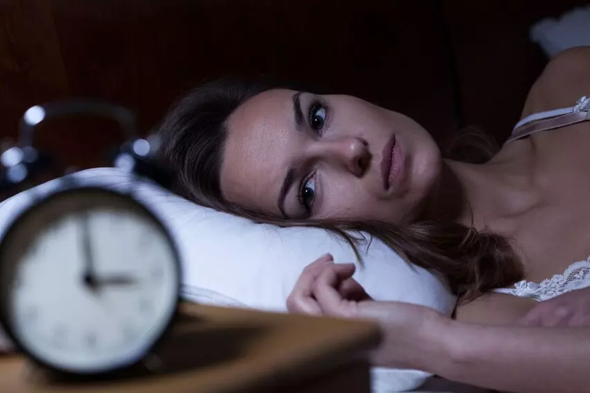 Опасно ли все время спать в бюстгальтере?